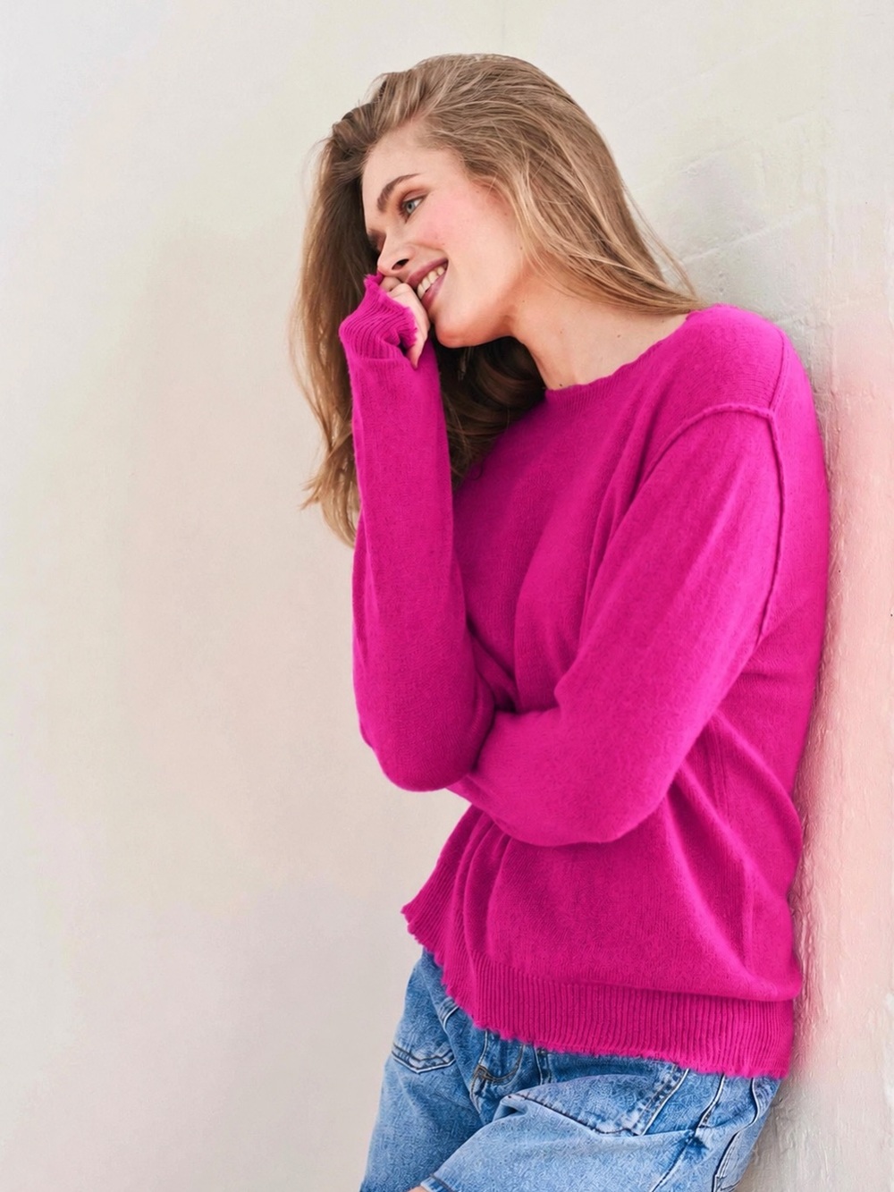 Jumper 1234  magenta Pink cashmere knit distressed Crewneck Sweater